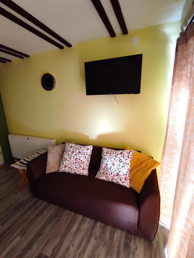 Accommodation "Old Town Dreznik" Rakovica Ngoại thất bức ảnh