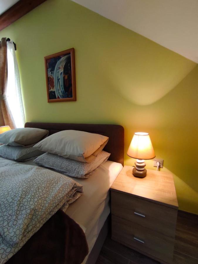 Accommodation "Old Town Dreznik" Rakovica Ngoại thất bức ảnh