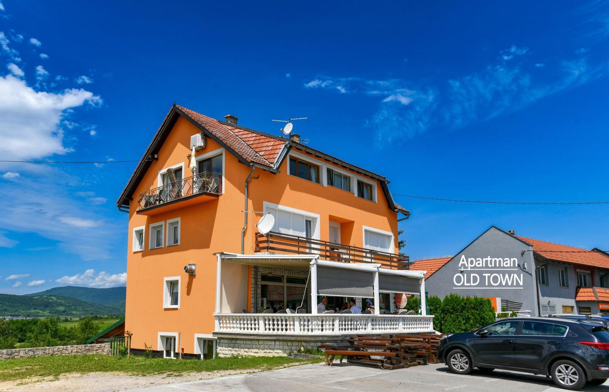 Accommodation "Old Town Dreznik" Rakovica Ngoại thất bức ảnh