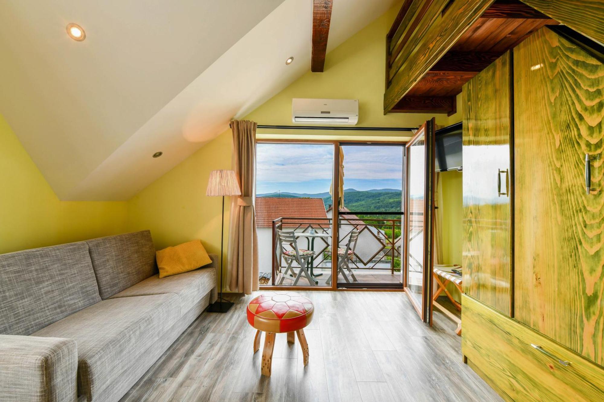 Accommodation "Old Town Dreznik" Rakovica Ngoại thất bức ảnh